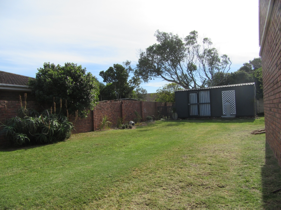 5 Bedroom Property for Sale in Fraaiuitsig Western Cape